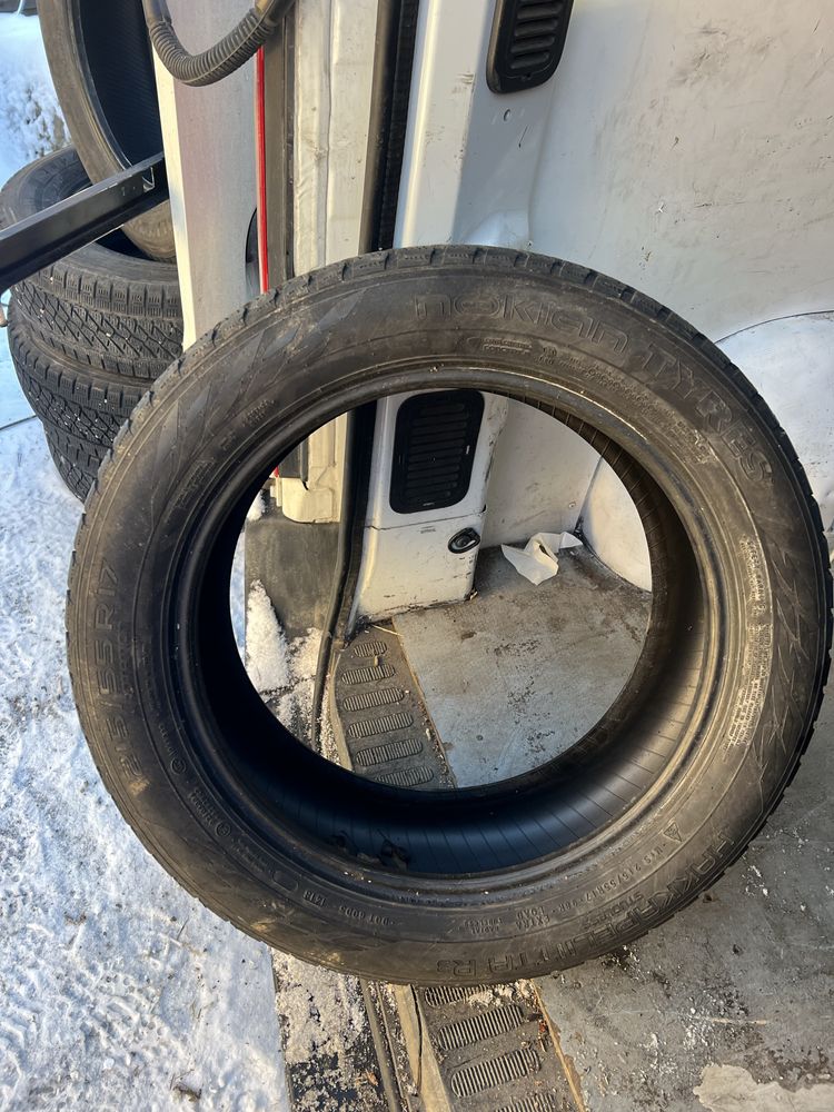 215/55/17 Nokian hakkapeliitta R3