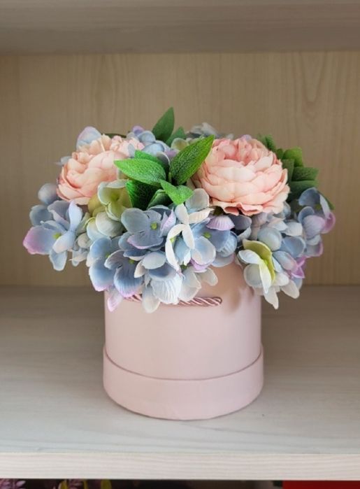 flower box flowerbox róże ozdoba dekoracja dzień kobiet urodziny kwiat