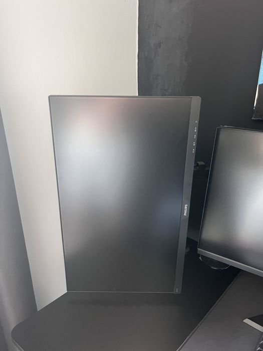 Monitor PHILIPS 243V + uchwyt stolowy pivot