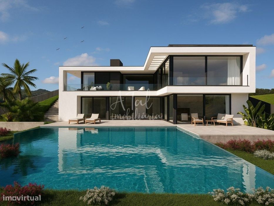 Moradia V4 com Piscina - Cabração e Moreira do Lima