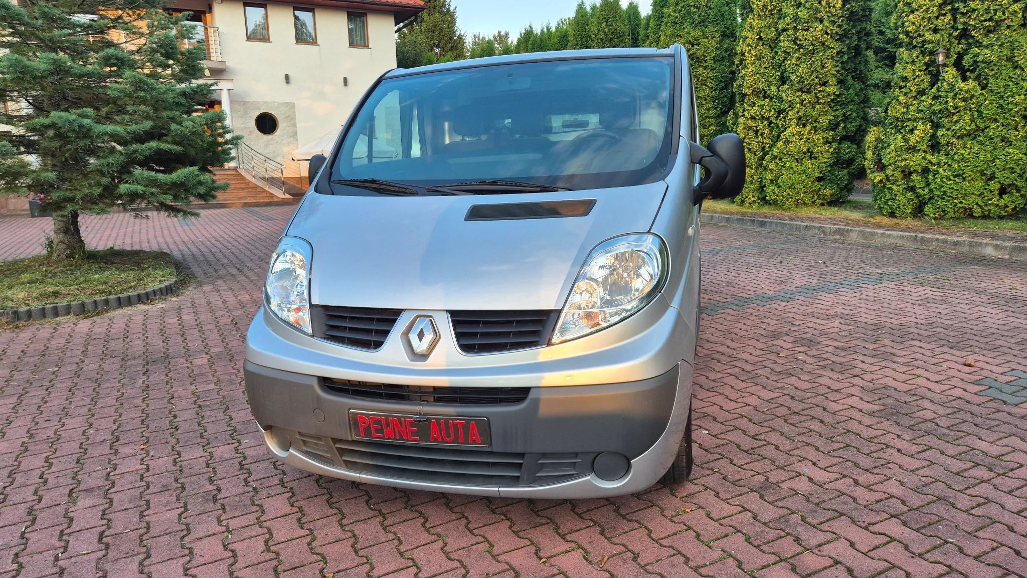 Renault TRAFIC  2,0 115 KM Serwis km L2H1 Zadbany Przebieg Serwis