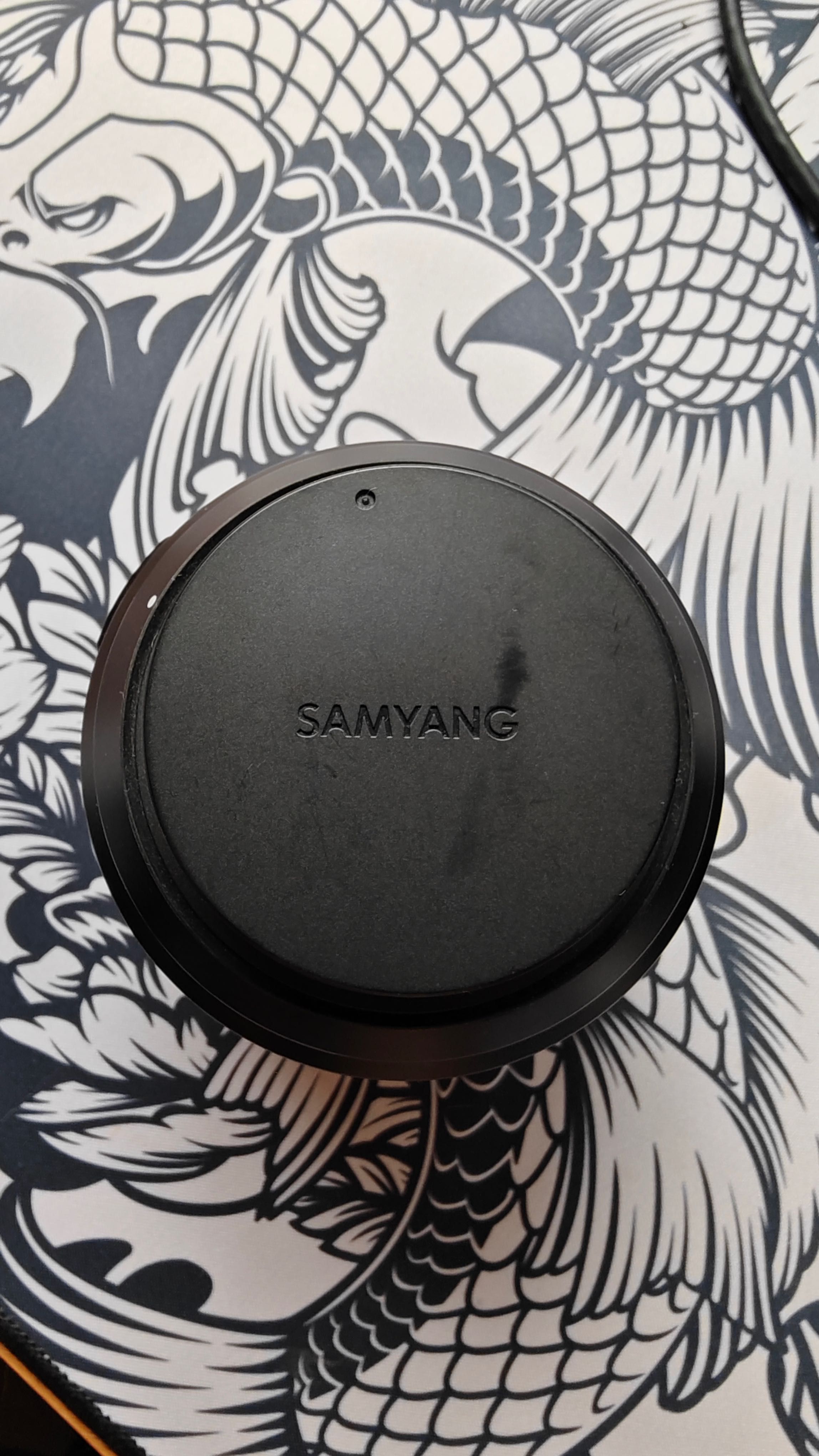 SAMYANG AF 85/1.4 EF (mount Canon)