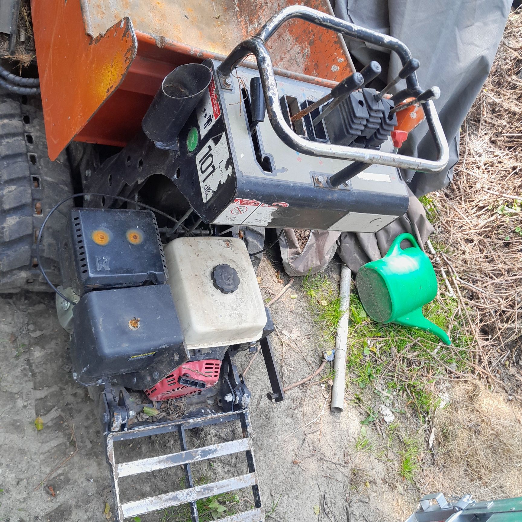 Taczka spalinowa Cormidi 800 kg wozidlo budowlane samozaladowcze