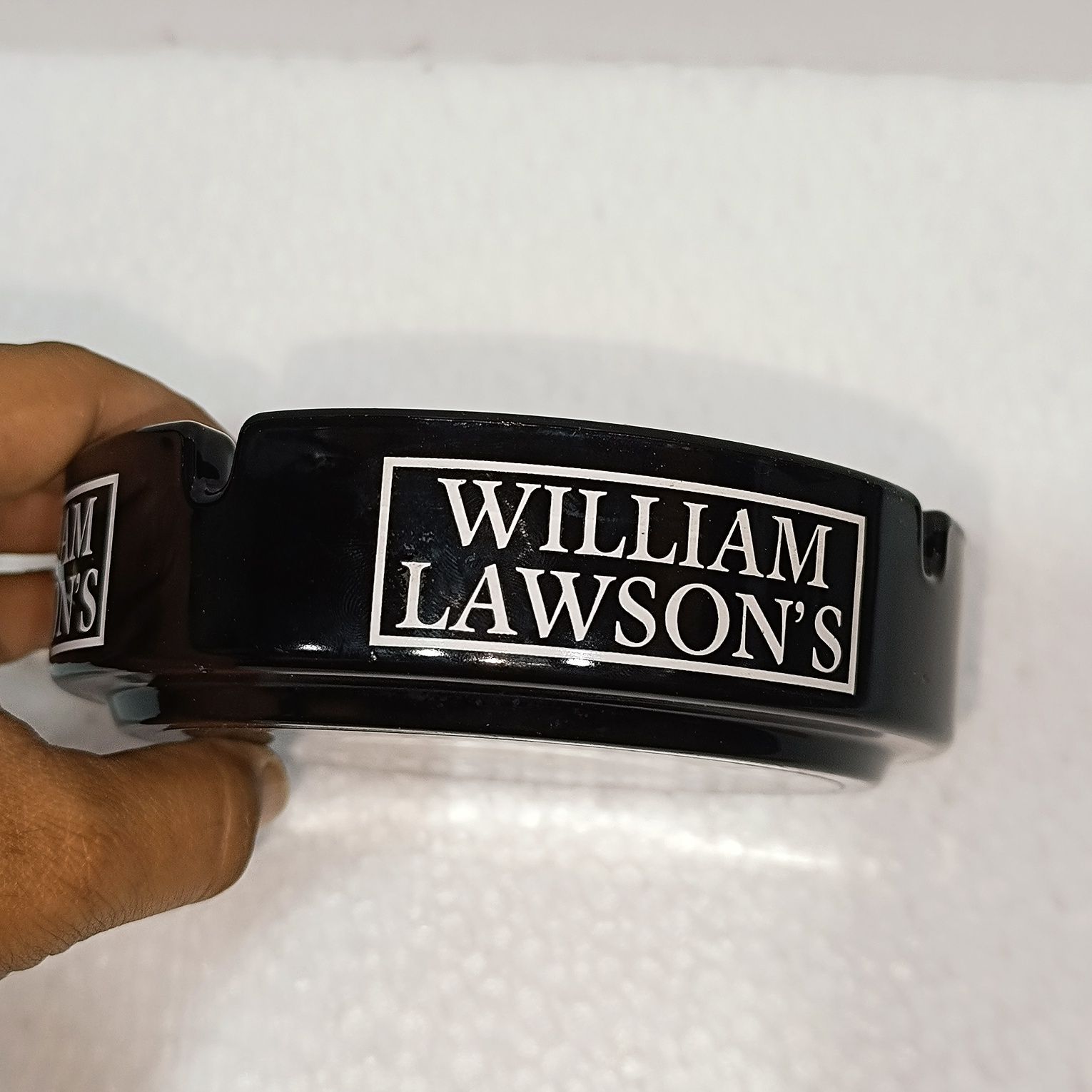 Cinzeiro Preto Vintage William Lawson's Scotch Whisky