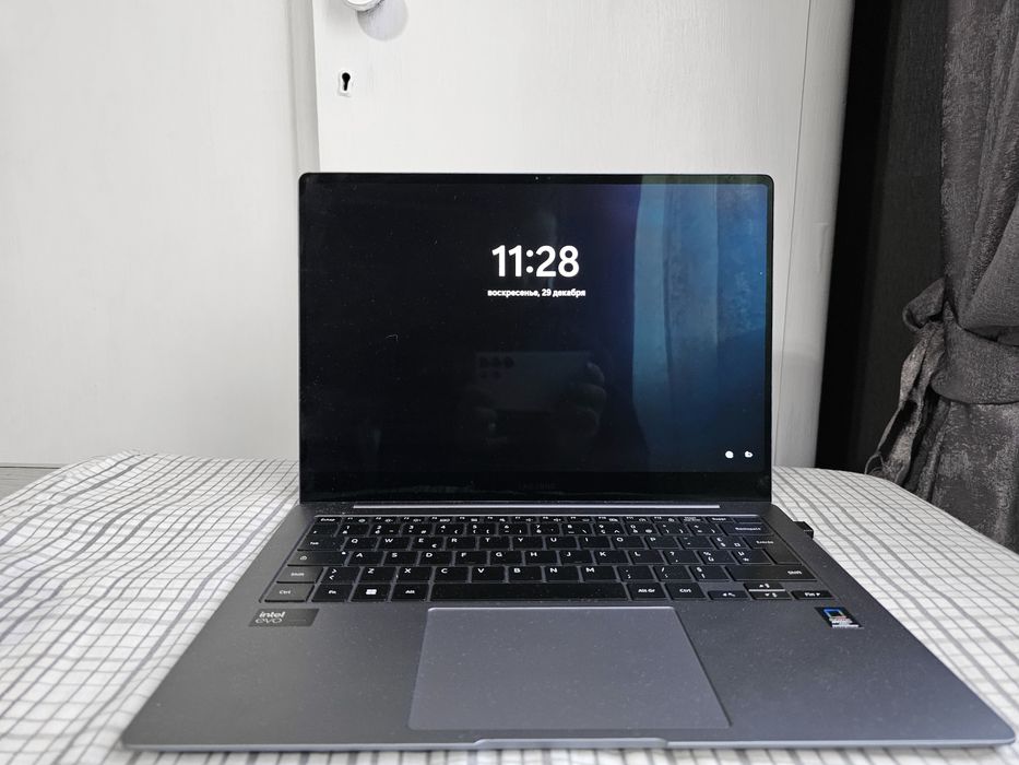 Samsung Galaxy Book 4 Pro (не в наличии)