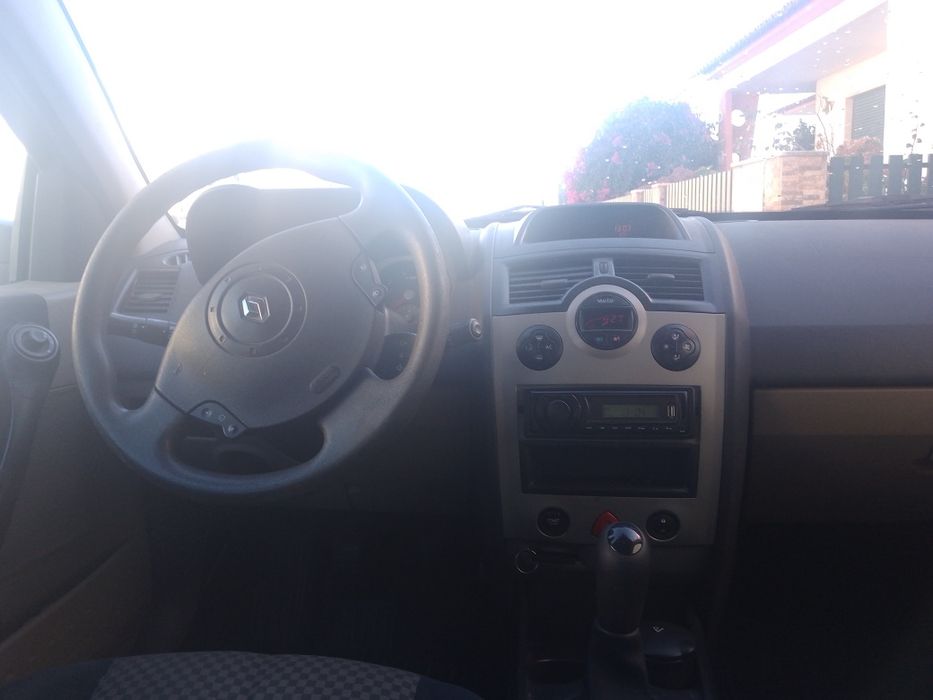 Vendendo carro renor Megane 2004