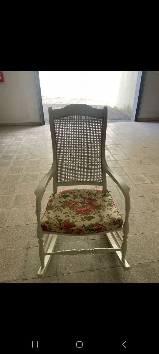 Cadeira de baloiço
