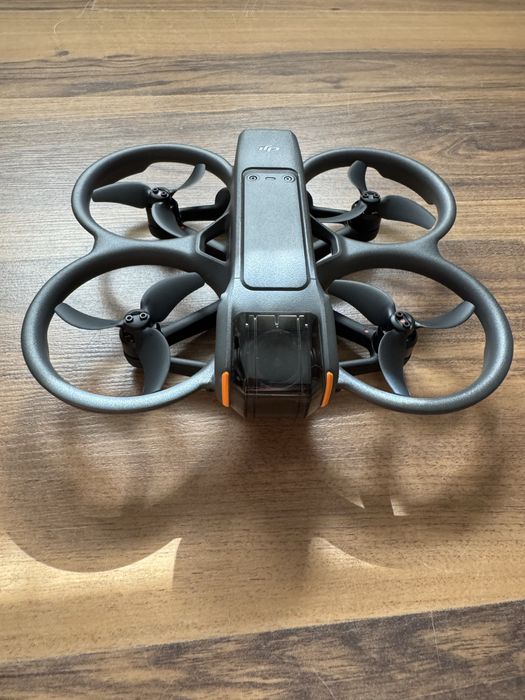 Dji Avata 2 - Fly more combo + dji care + fpv controller