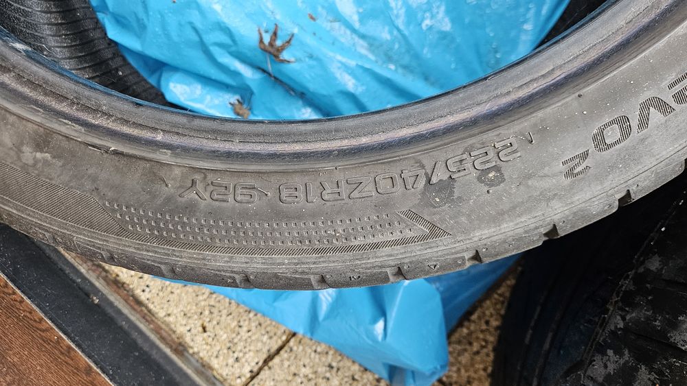 Opony Hankook v12 evo 2