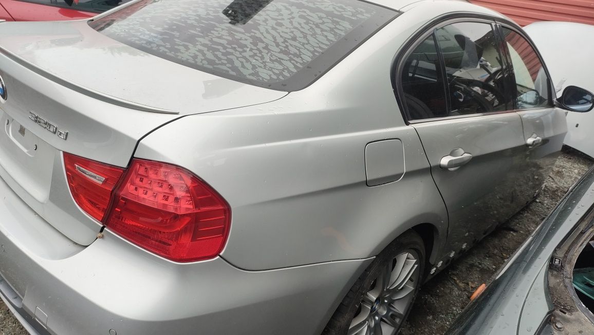 BMW E90 po lifcie anglik na części elementy karoserii