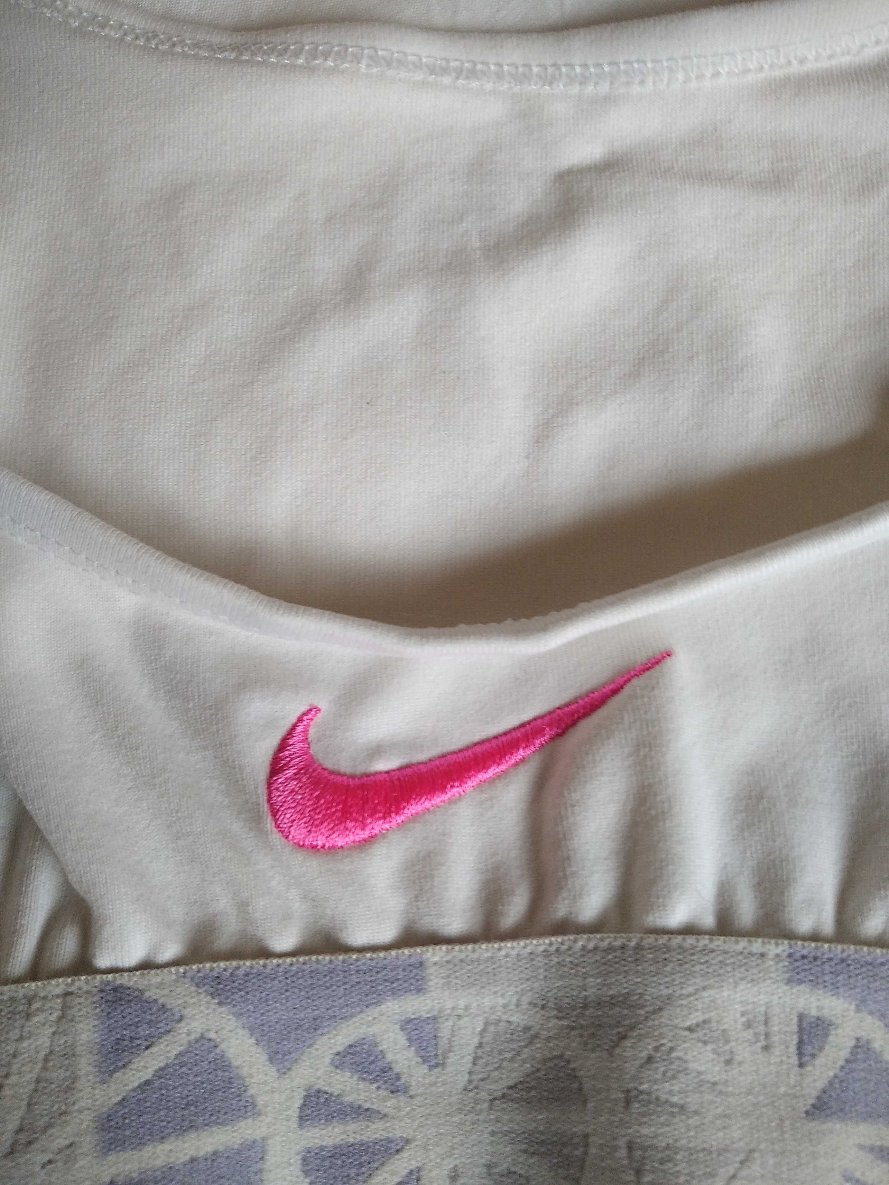 Top desportivo Nike