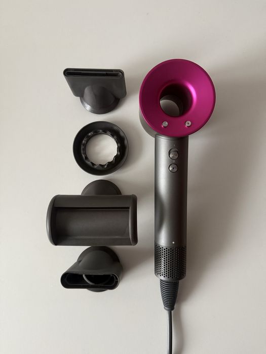 Suszarla Dyson Supersonic + zestaw koncowek