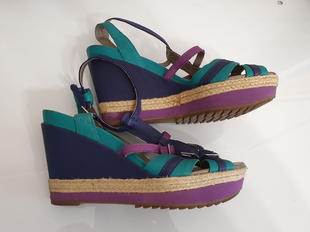Wyjątkowe piękne letnie sandały Clarks damskie kolorowe