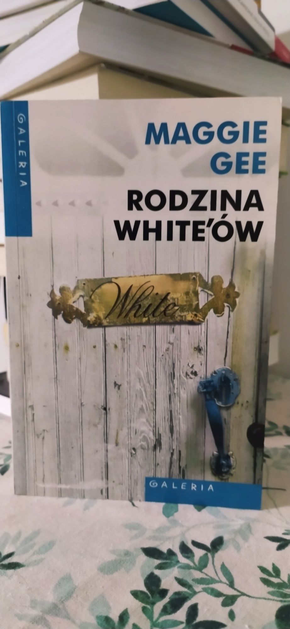 Książka Maggie Gee Rodzina Whiteow