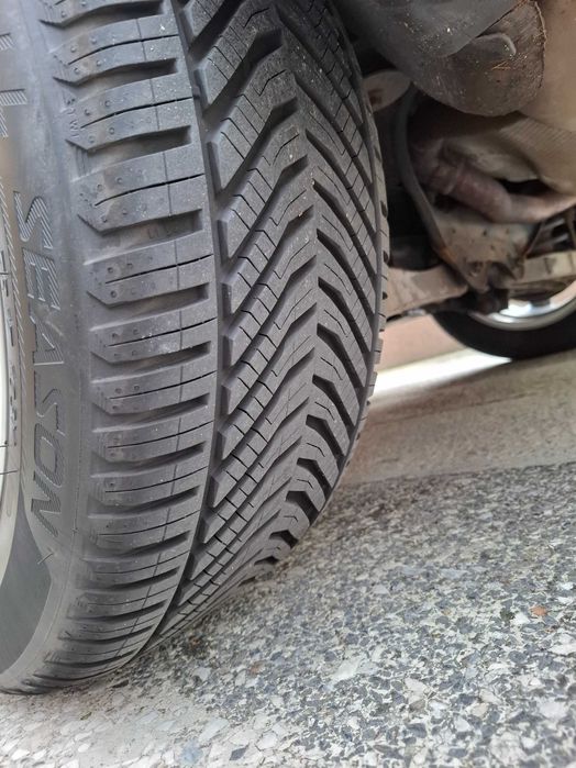 Felgi z oponami VOLVO OE XC70 XC60 17"