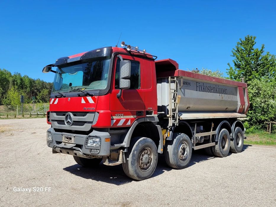Mercedes-Benz Actros 4144  Mercedes Actros 4144 8x6 Kiper Carnhel