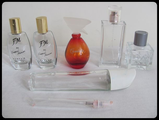 Zestaw pustych flakoników po perfumach dla kolekcjonera 6 sztuk