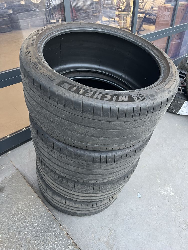 Літні шини Mishelin pilot sport 4s 295/35/21 + 265/40/21 R21