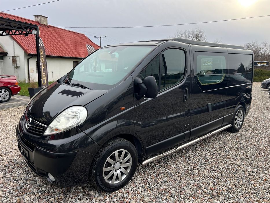 Opel Vivaro Kamper / Import / Piękny