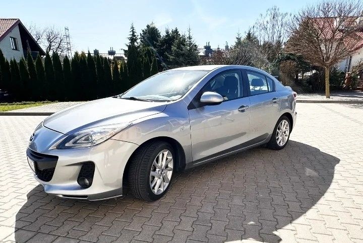 Продам Mazda 3 2012