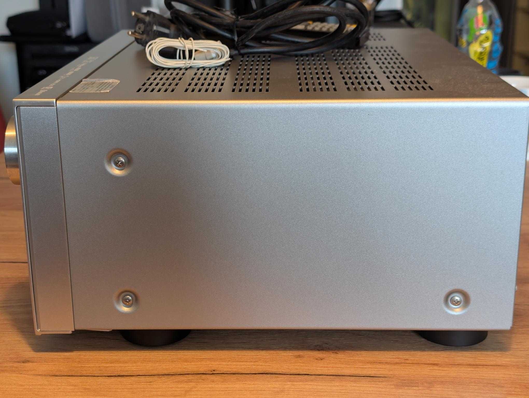 Amplituner Onkyo TX - NR828