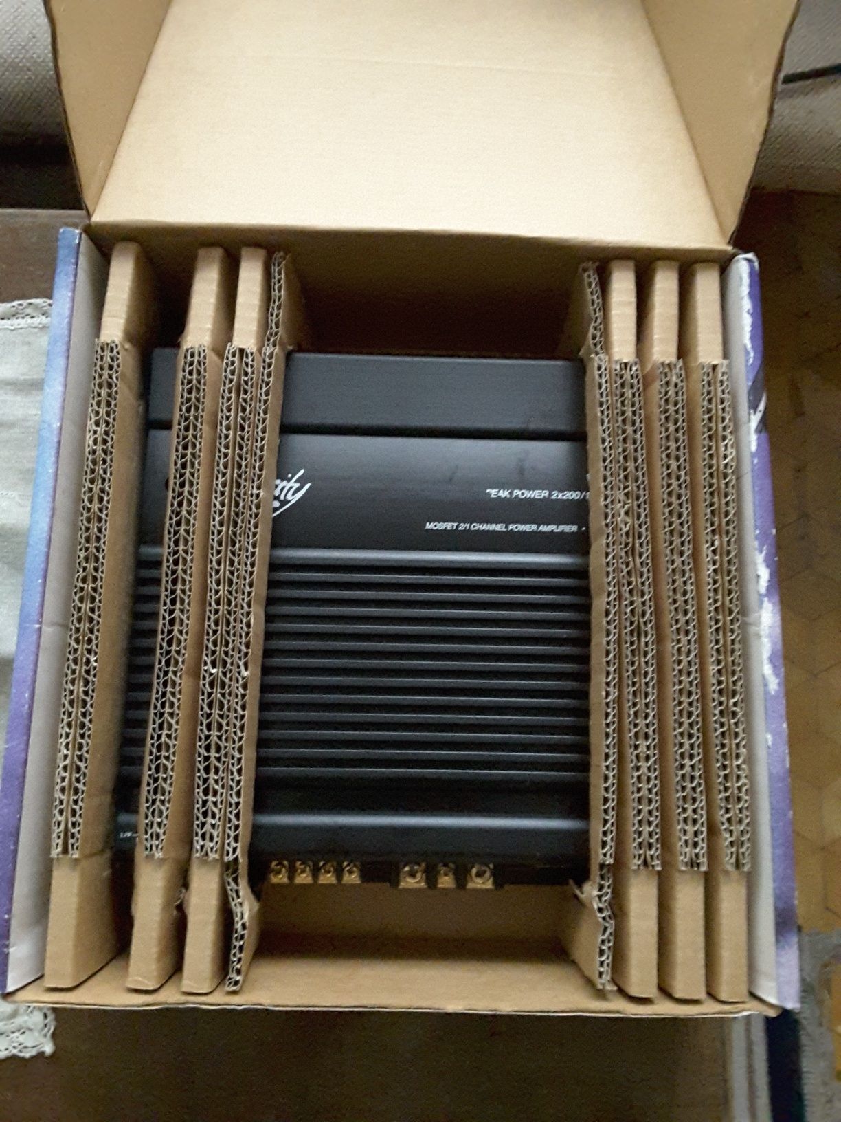 Wzmacniacz Blaupunkt VELOCITY