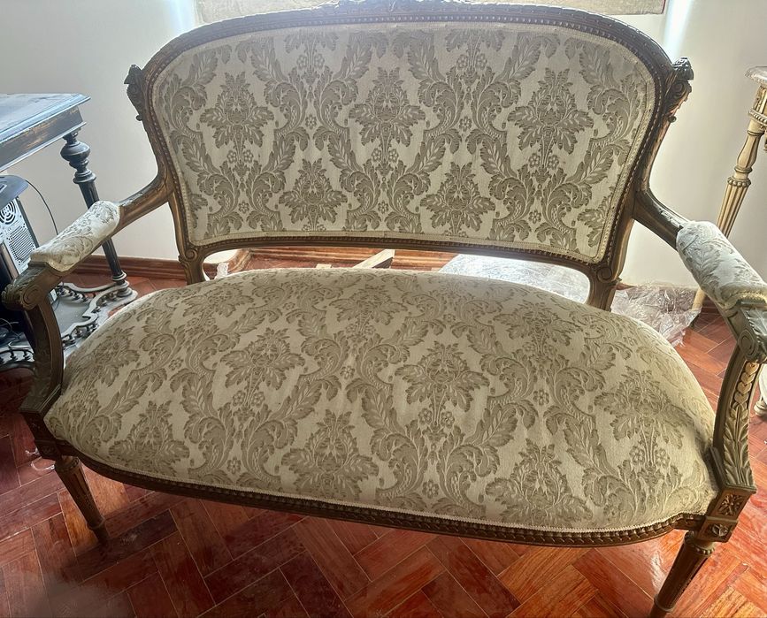 Conjunto de Canapé e dois cadeirões Luís XV