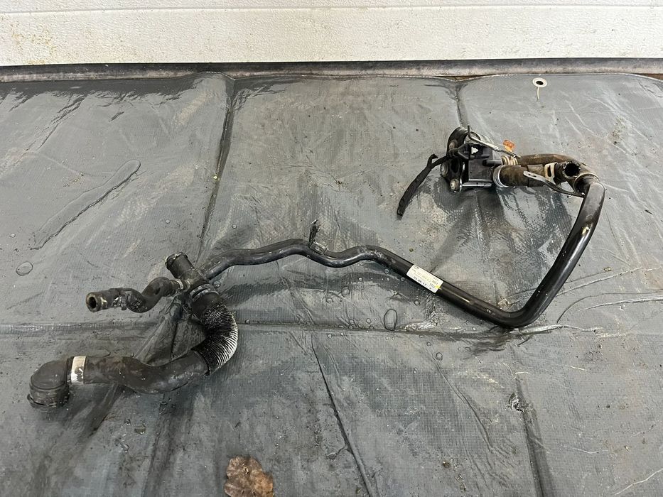VW Skoda Audi Przewody chłodzenia OE magistrala wodna 04L121065CJ