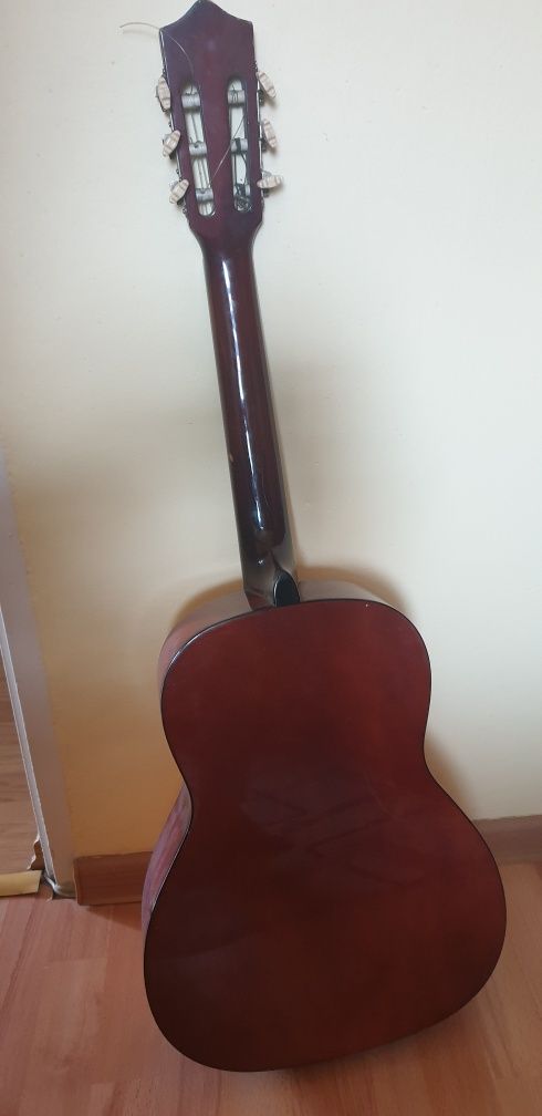 Gitara klasyczna Stagg