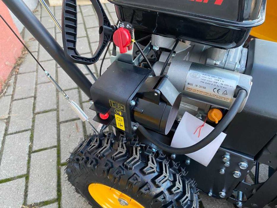 Zamiatarka Cedrus ZM06E 4w1 Odśnieżarka Pług Kosz Rozruch 230V Loncin