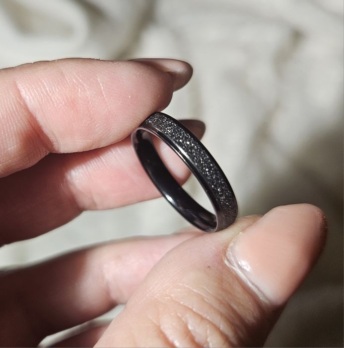 Pierścionek obrączka stal matowy czarny rozmiar 9 nowy