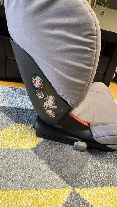 Cadeira Auto Maxi-Cosi RodiFix – Muito Bom Estado