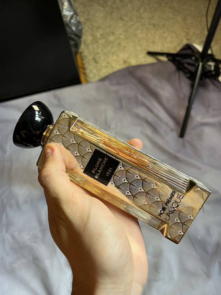 Lalique Noir Premier Plume Blanche 1901
