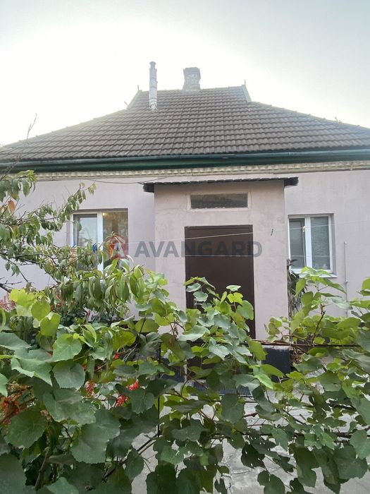 Продається гарний будиночок по вул. Колеусівська