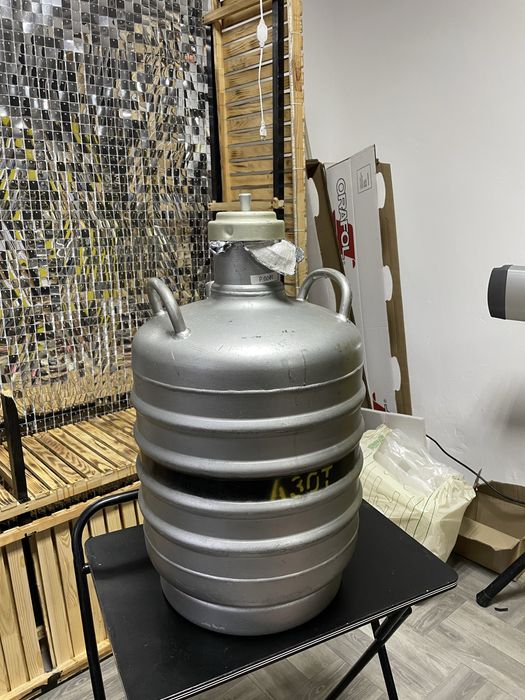 Дюар об’ємом 17,5 л