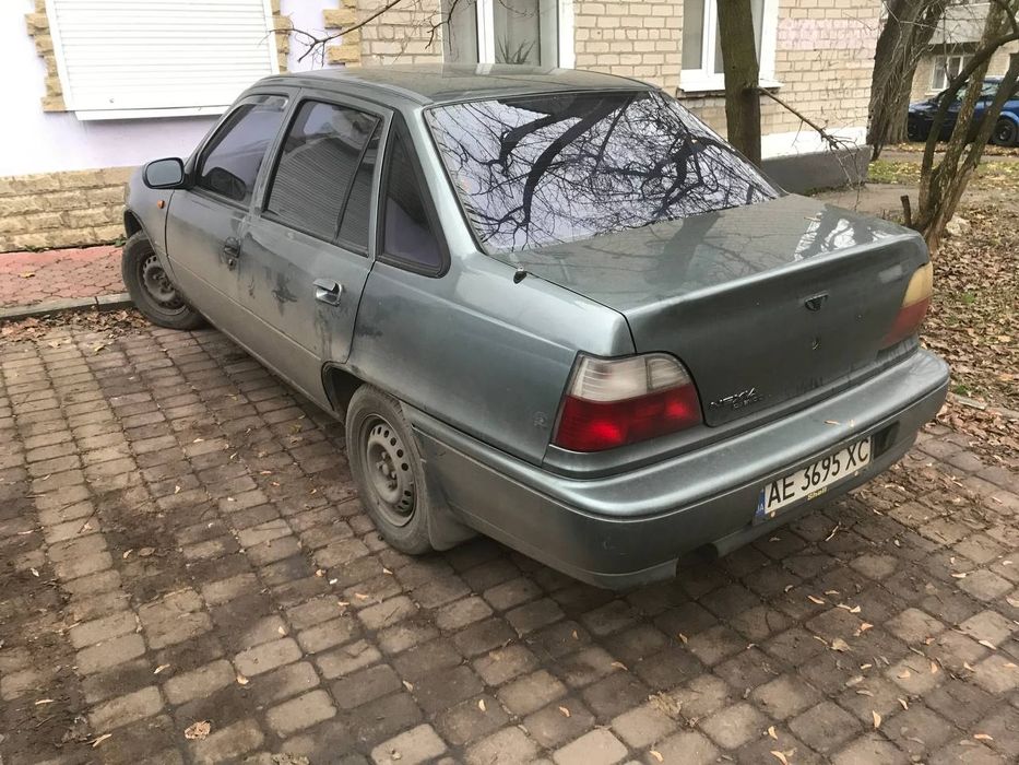 Продам Daewoo Nexia девяносто седьмого года у нормальном техническом