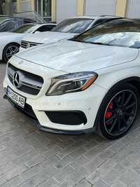 Mersedes-Benz GLA