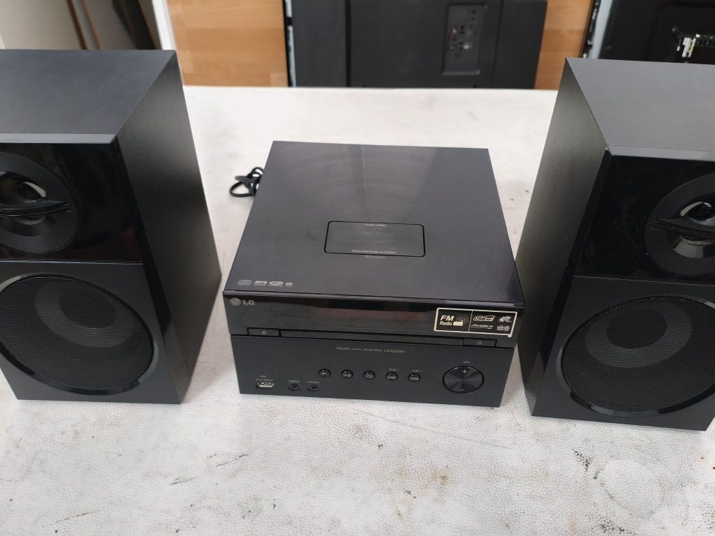 Micro Hi fi LG CM2520