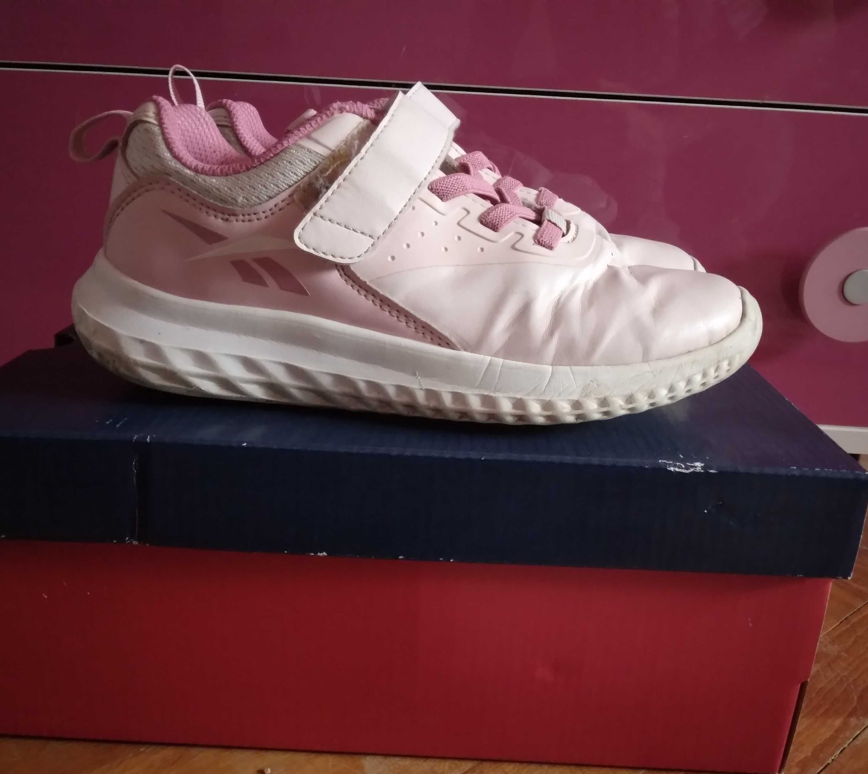 Buty sportowe 32 Reebok różowe na rzepy dziewczęce adidasy