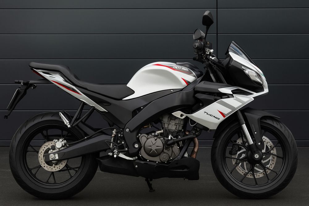 Aprilia Tuono 125 ABS | 2022 | 5500 km |