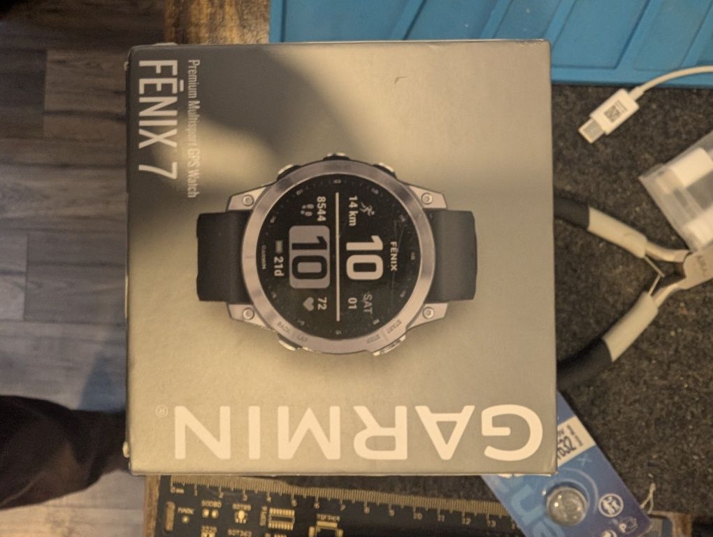 Garmin Fenix 7, 4 paski, kilka kabli, szkło