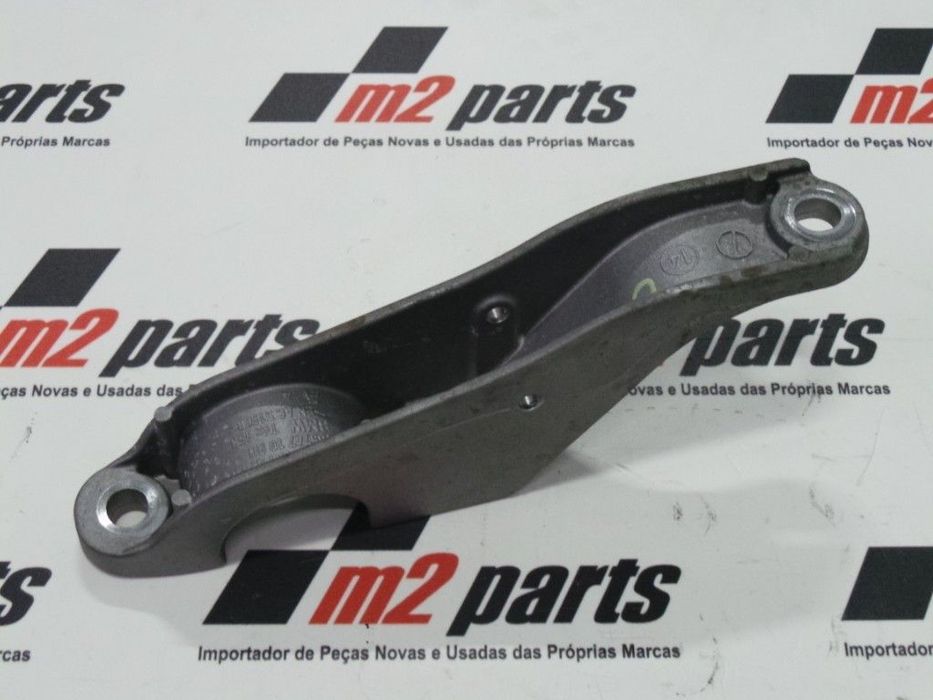 Aro de fixação da barra estabilizadora XD Frente Seminovo/ Original BMW 7 (G11,...