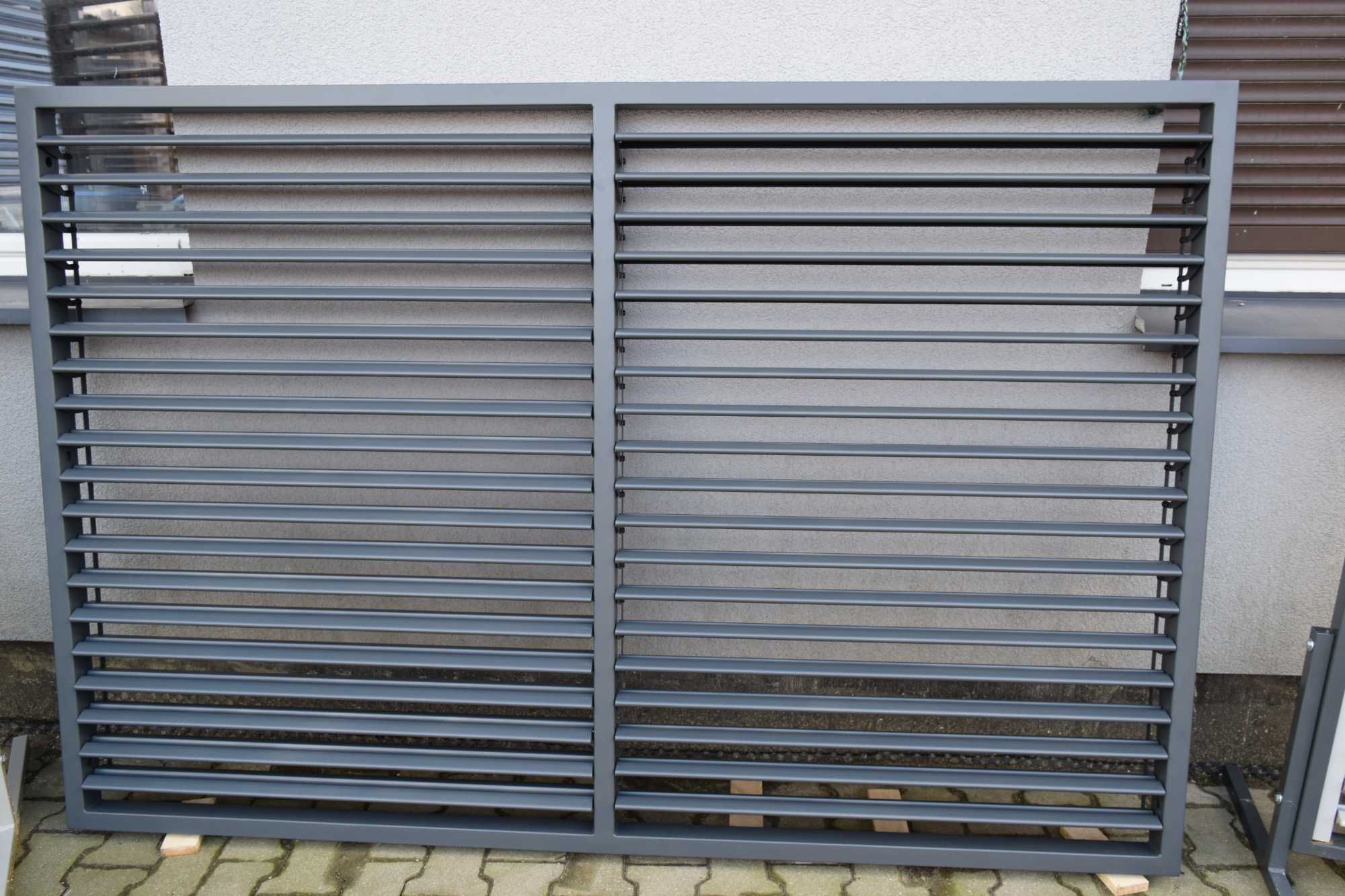 Panel żaluzjowy, żaluzja  metalowa, taras, ruchome deseczki  pergola