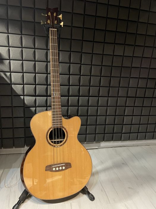 Bass akustyczny Ortega