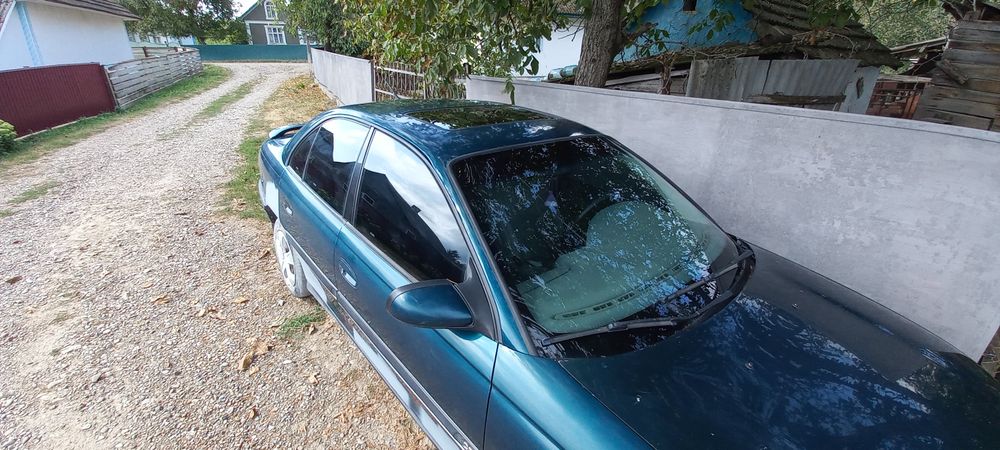 Продається Опель омега б 2.5 бензин