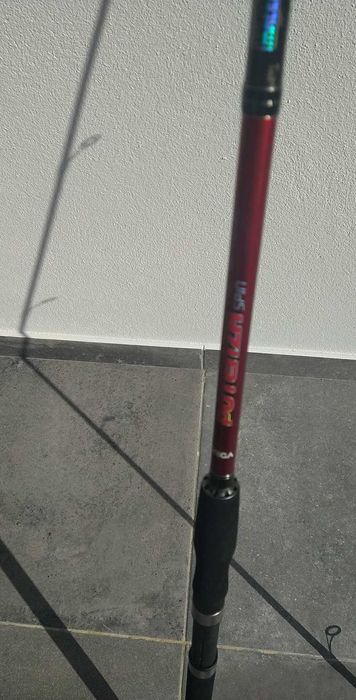 Vendo cana de spining nova