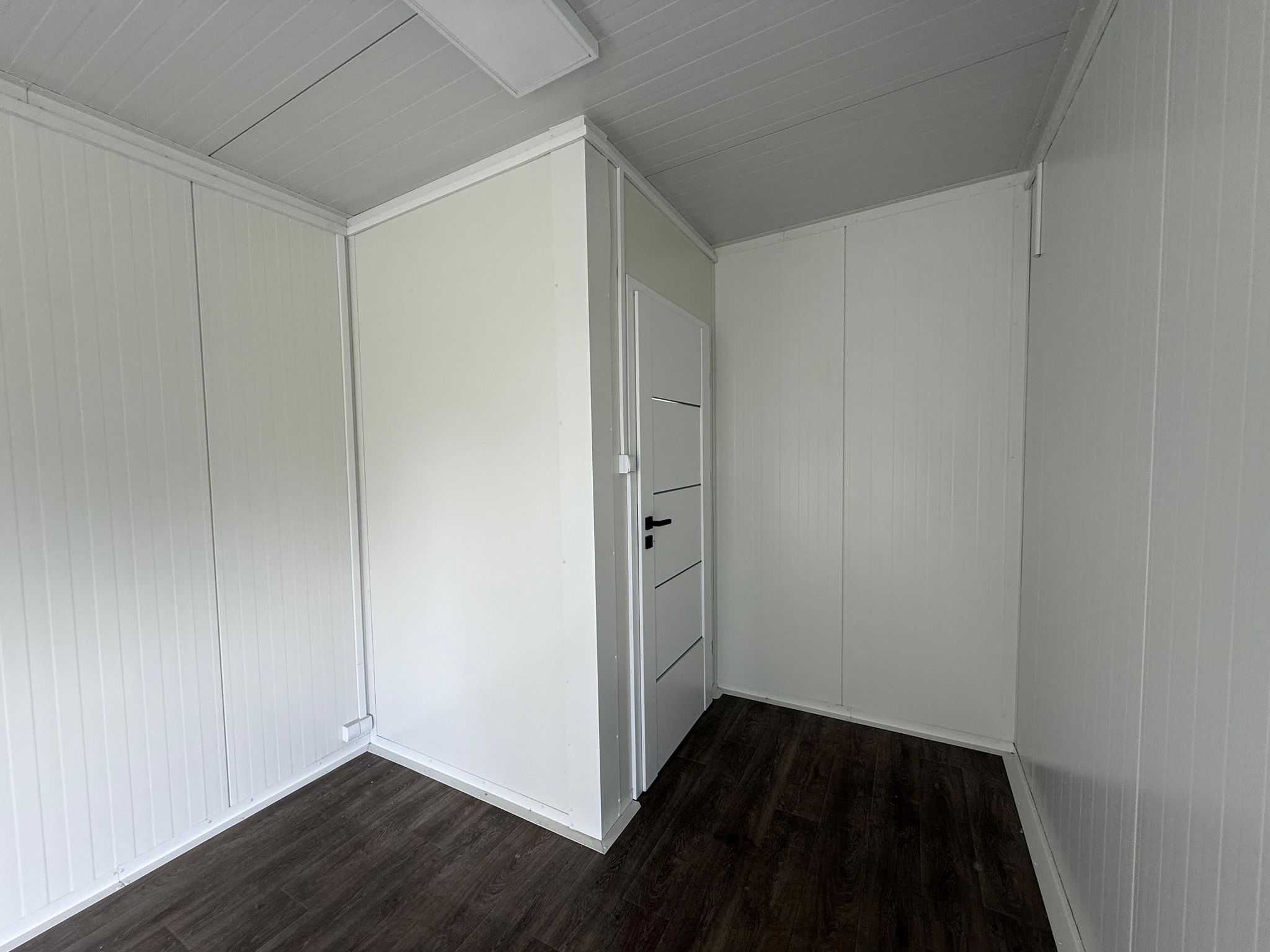 Gotowy pawilon/kontener 9x3m (900x300 cm). Biurowy/usługowy/handlowy