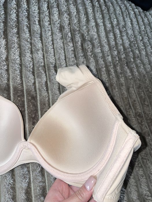 Новий бежевий бюстгальер розмір 75С
