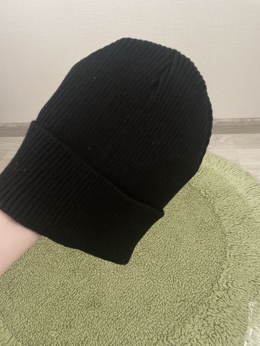 Чорна шапка рубчик