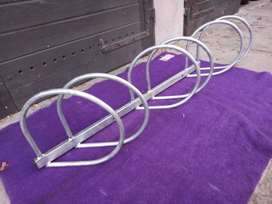 Stojak na ROWER/ Rowery  / Parking na ROWERY - stan BDB